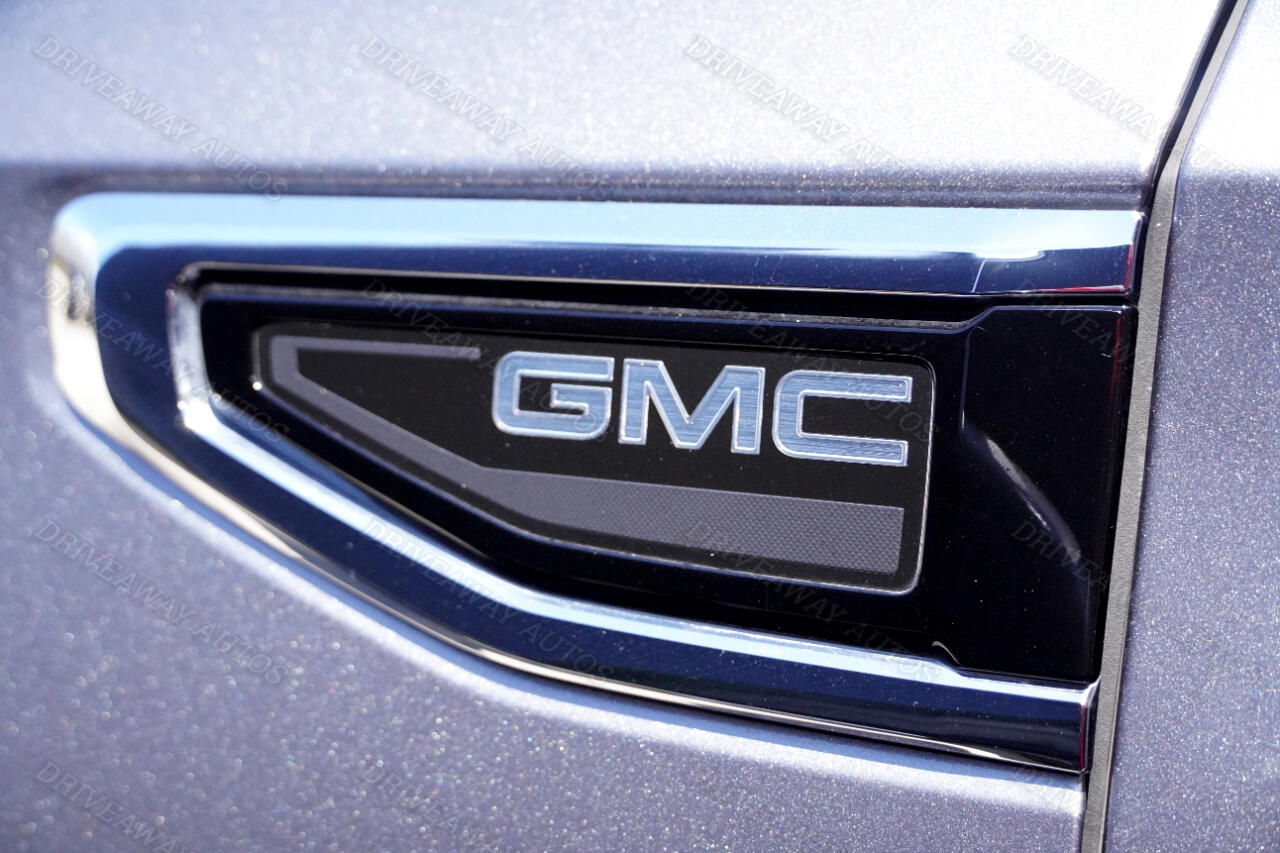 GMC Yukon 4WD 4dr SLT 2022 GMC Yukon 4WD 4dr SLT 2022