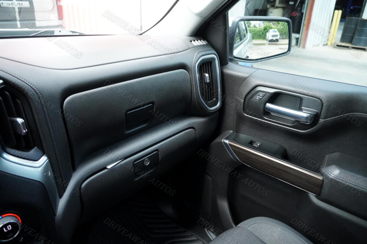 Chevrolet Silverado 1500 LTD 2WD Crew Cab 147" LT 2022 Chevrolet Silverado 1500 LTD 2WD Crew Cab 147" LT 2022