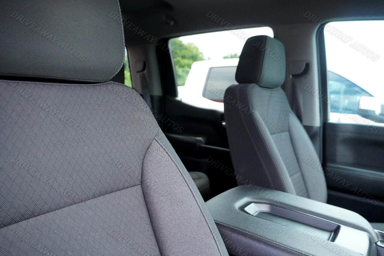 Chevrolet Silverado 1500 LTD 2WD Crew Cab 147" LT 2022 Chevrolet Silverado 1500 LTD 2WD Crew Cab 147" LT 2022