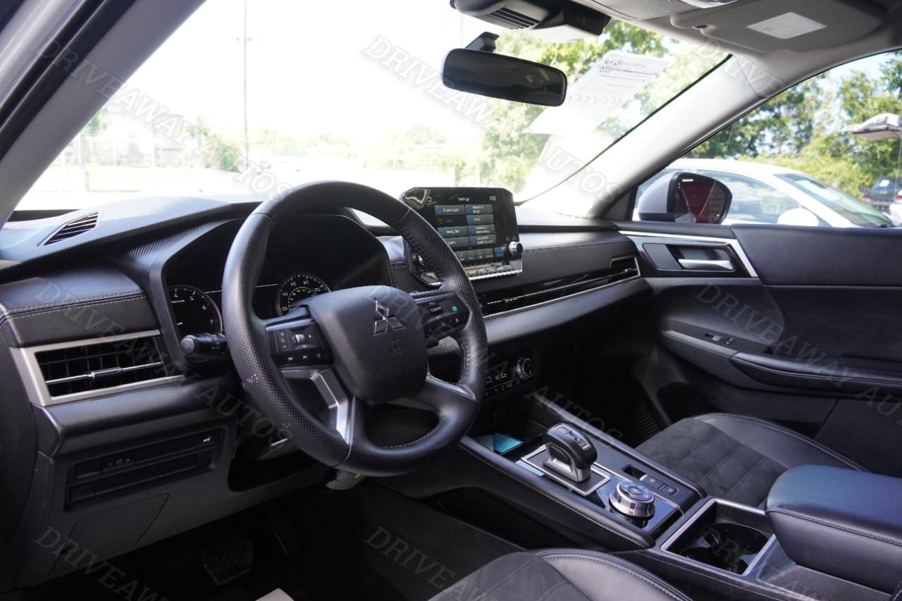 Mitsubishi Outlander SE S-AWC 2024