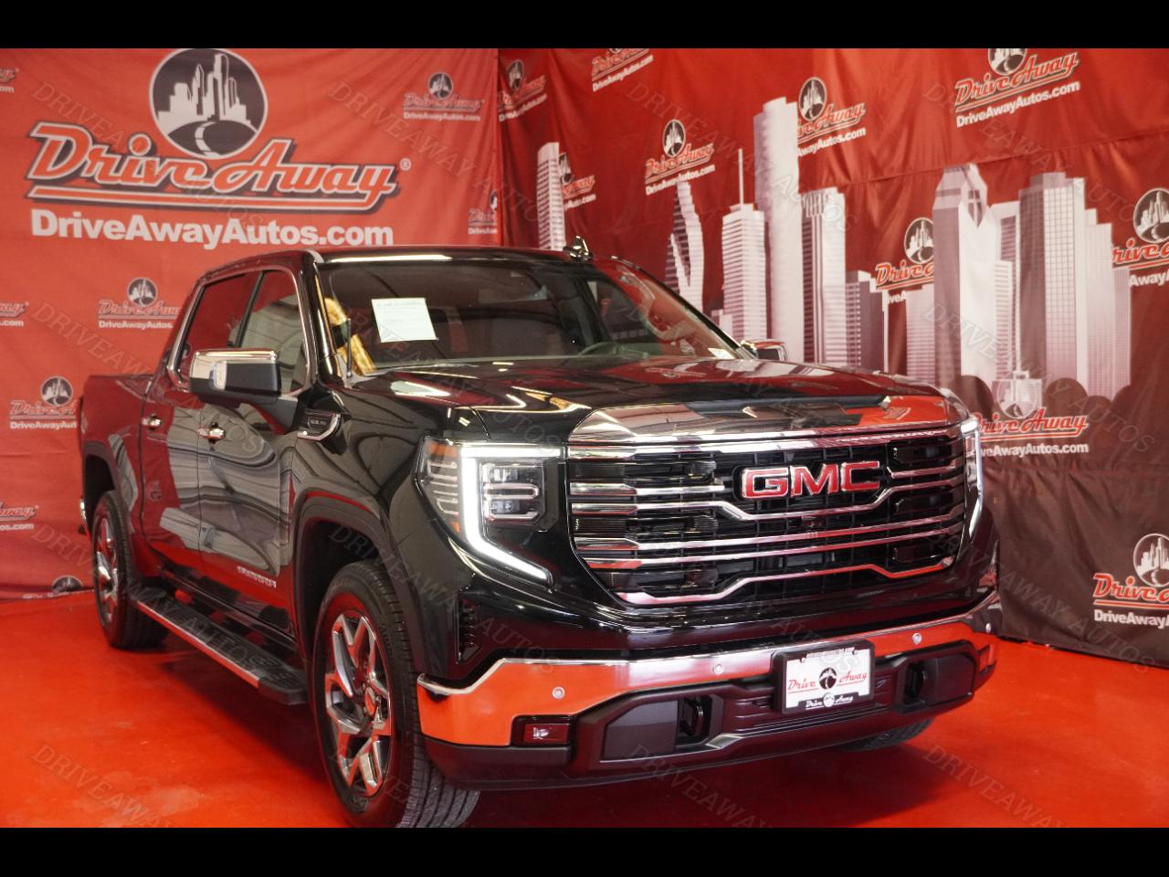GMC Sierra 1500 2WD Crew Cab 147" SLT 2025