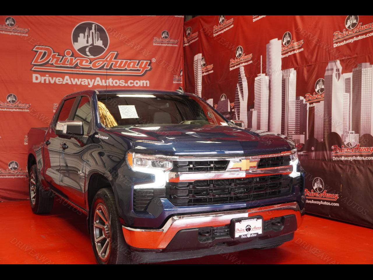 Chevrolet Silverado 1500 2WD Crew Cab 147" LT 2023