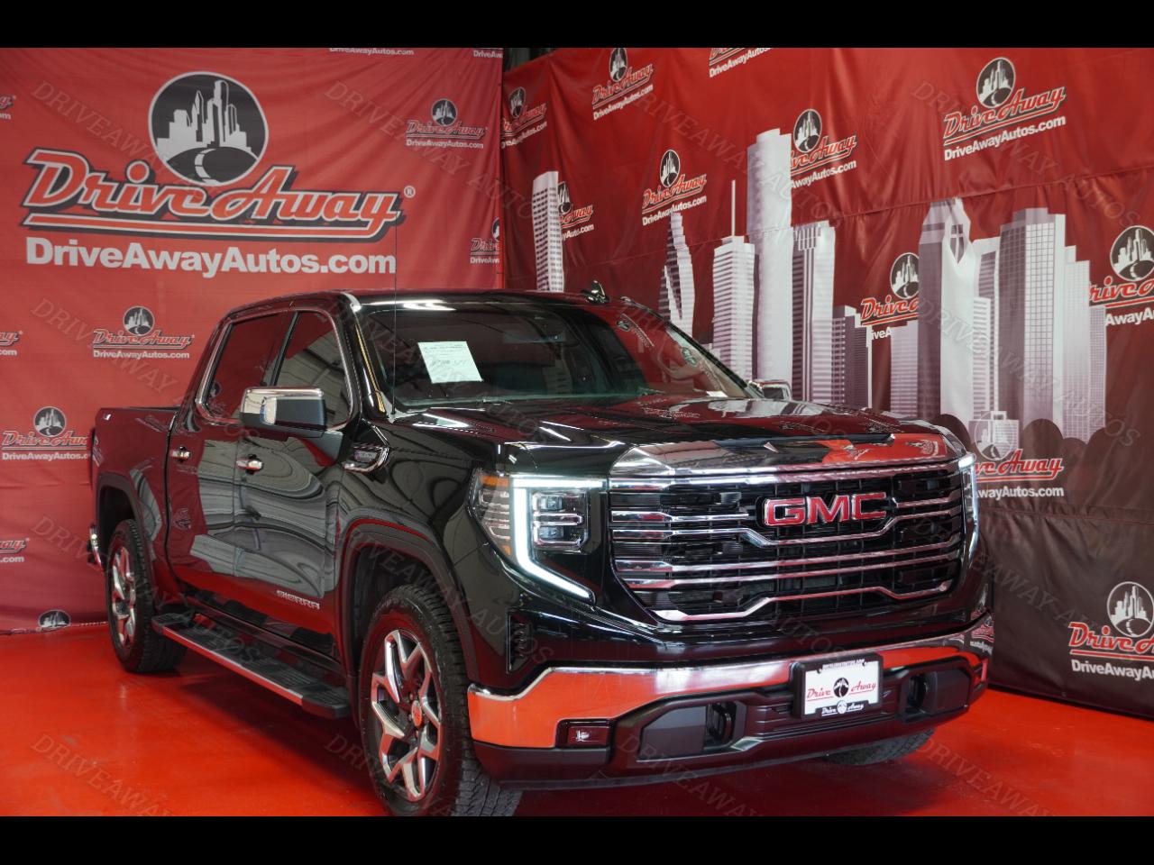 GMC Sierra 1500 4WD Crew Cab 147" SLT 2023