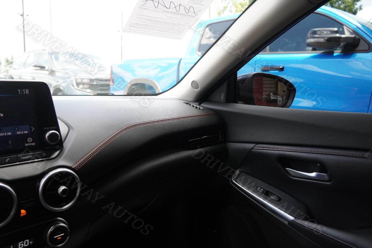 Nissan Sentra SR CVT 2021
