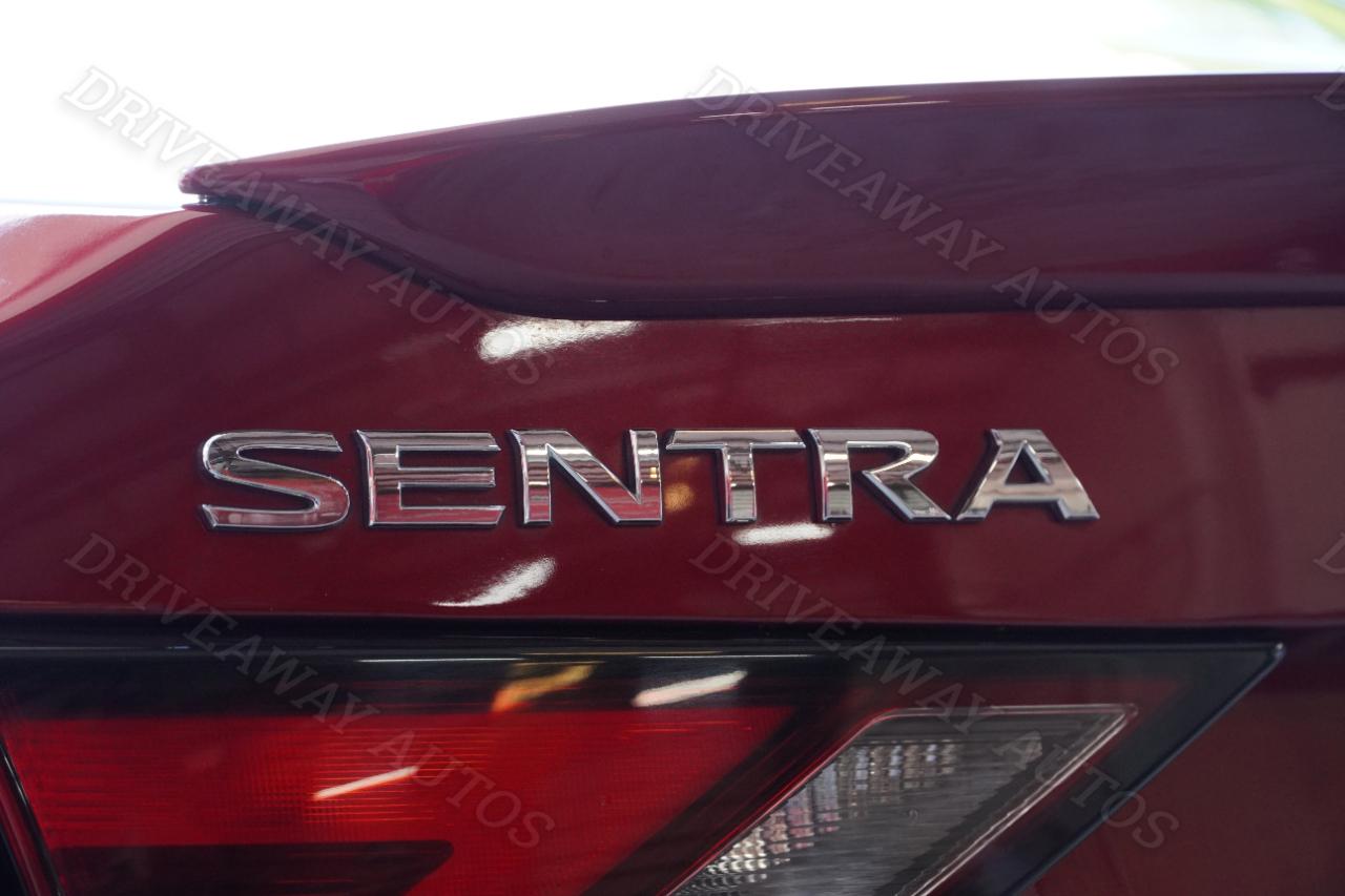 Nissan Sentra SR CVT 2021