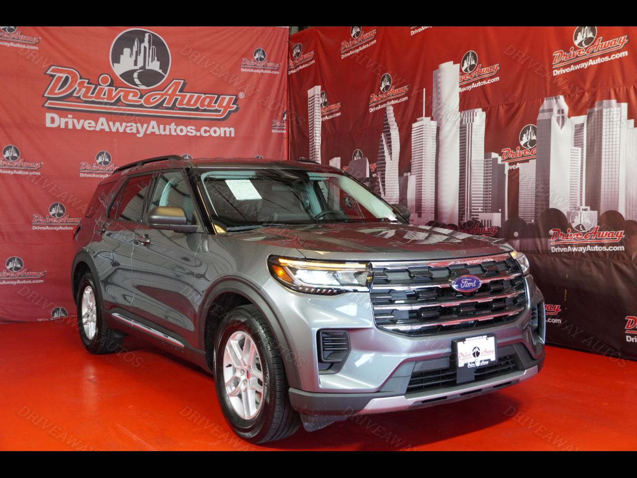 2025 Ford Explorer Active RWD