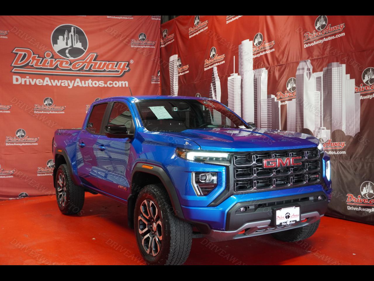 GMC Canyon 4WD Crew Cab AT4 2023