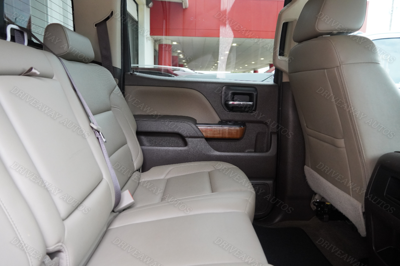 GMC Sierra 1500 4WD Crew Cab 143.5" SLT 2018 GMC Sierra 1500 4WD Crew Cab 143.5" SLT 2018