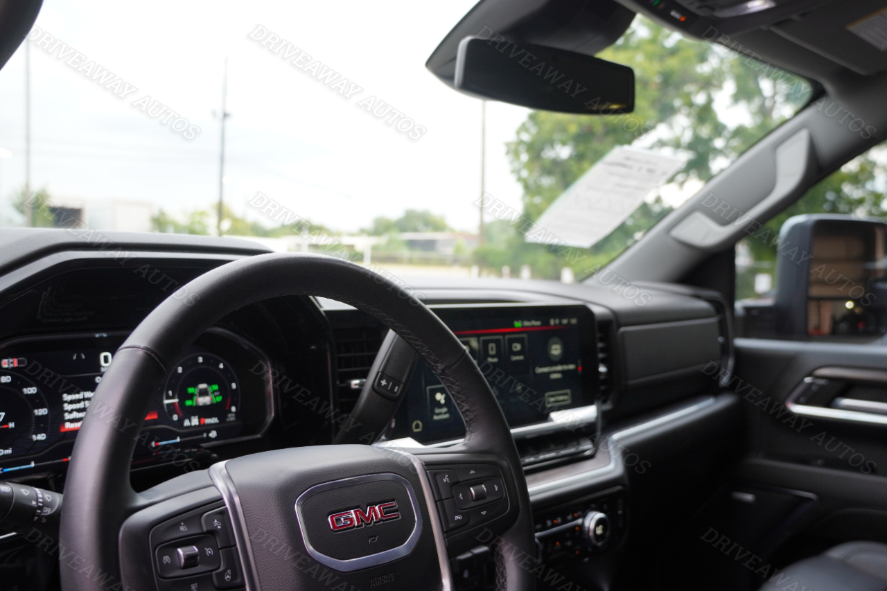 GMC Sierra 2500HD 4WD Crew Cab 159" SLT 2024 GMC Sierra 2500HD 4WD Crew Cab 159" SLT 2024