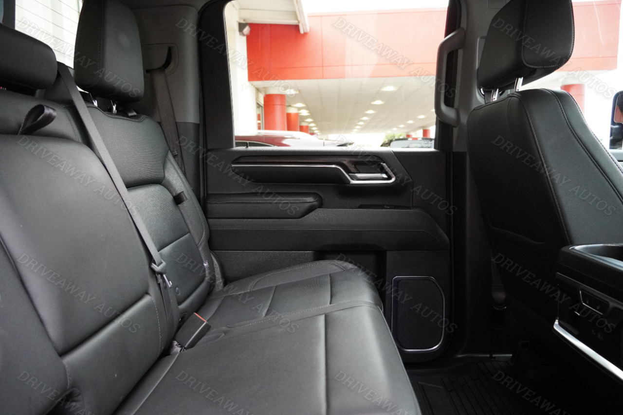 GMC Sierra 2500HD 4WD Crew Cab 159" SLT 2024 GMC Sierra 2500HD 4WD Crew Cab 159" SLT 2024