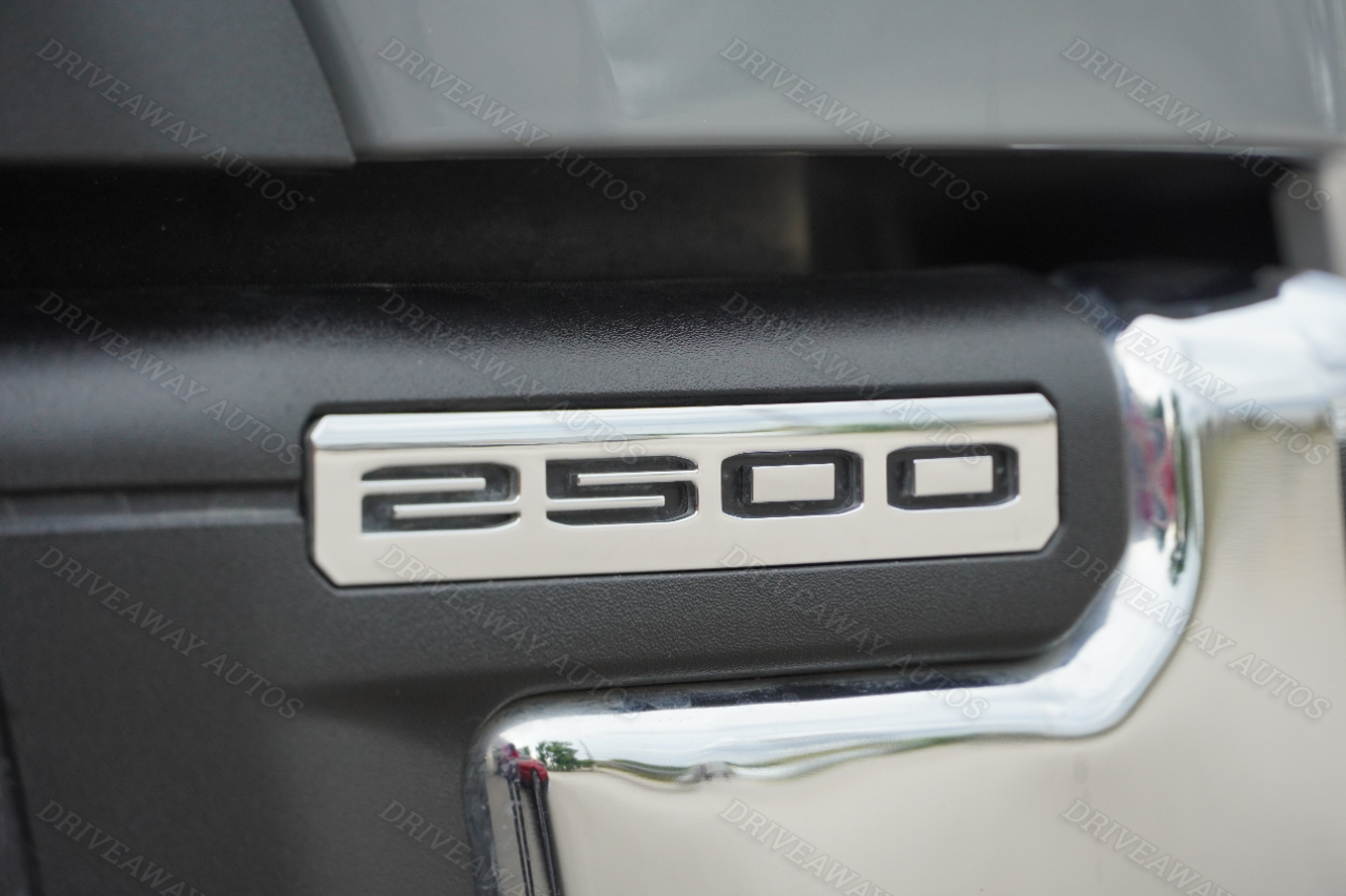 GMC Sierra 2500HD 4WD Crew Cab 159" SLT 2024 GMC Sierra 2500HD 4WD Crew Cab 159" SLT 2024