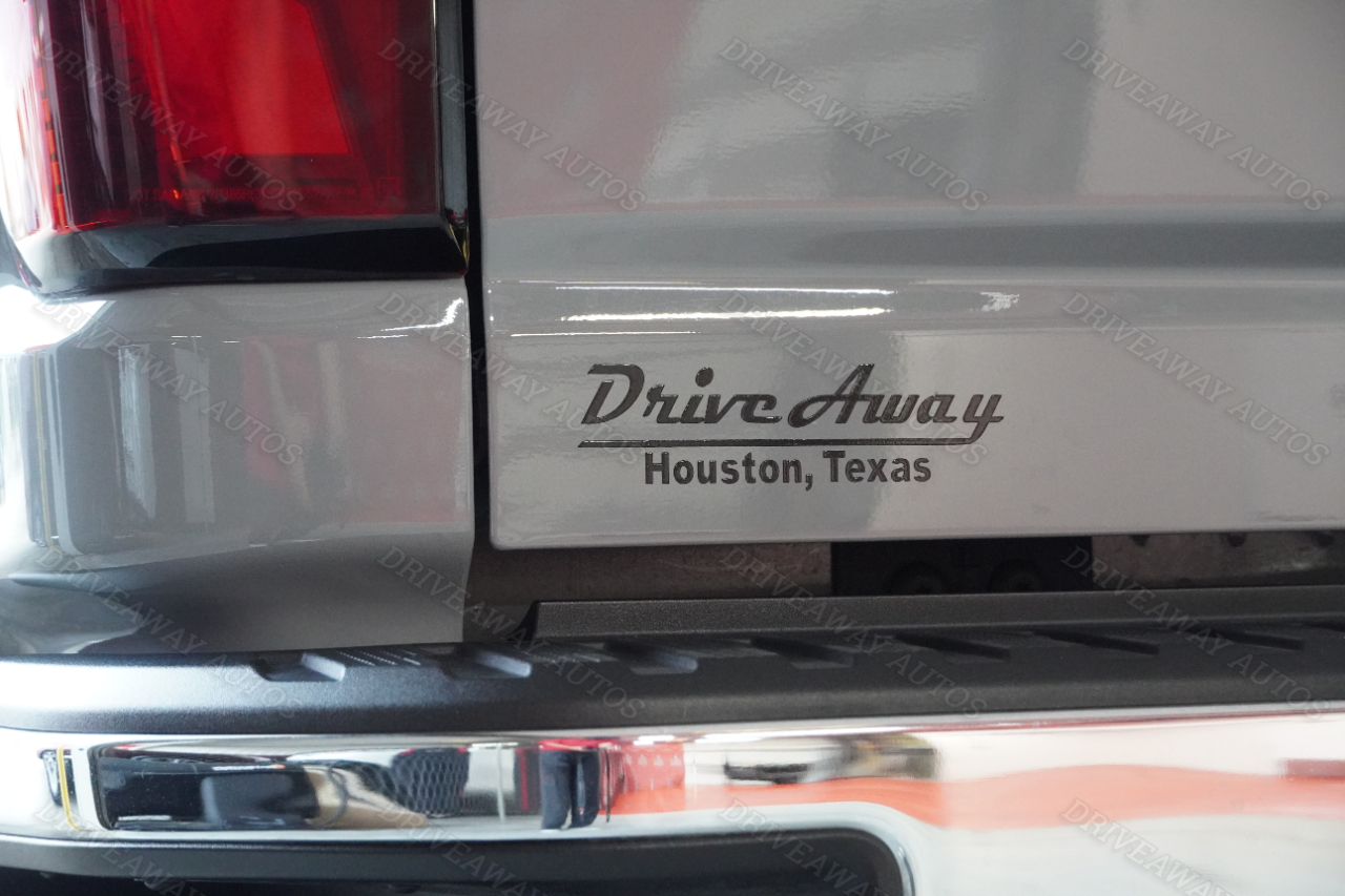 GMC Sierra 2500HD 4WD Crew Cab 159" SLT 2024 GMC Sierra 2500HD 4WD Crew Cab 159" SLT 2024