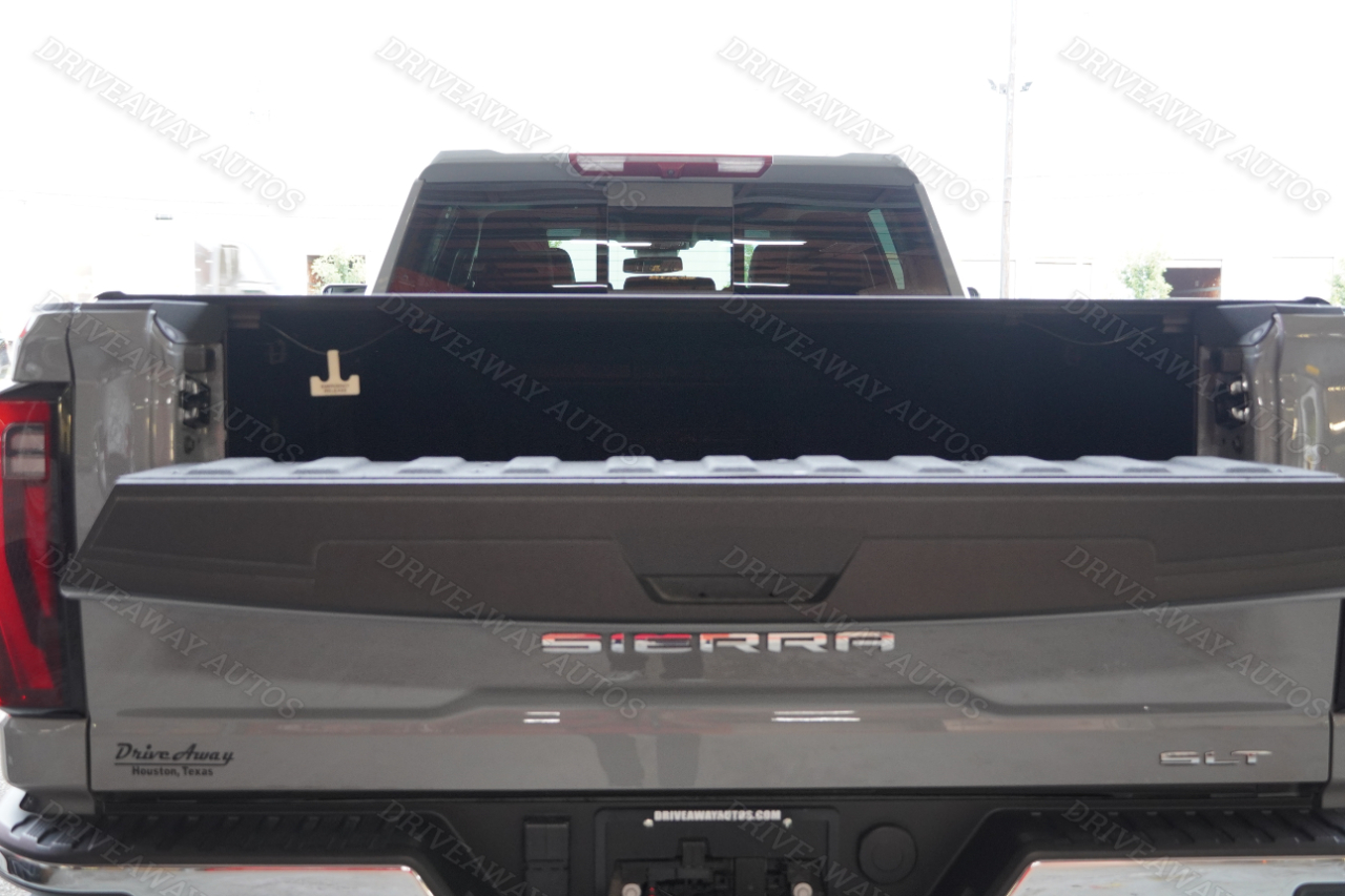 GMC Sierra 2500HD 4WD Crew Cab 159" SLT 2024 GMC Sierra 2500HD 4WD Crew Cab 159" SLT 2024