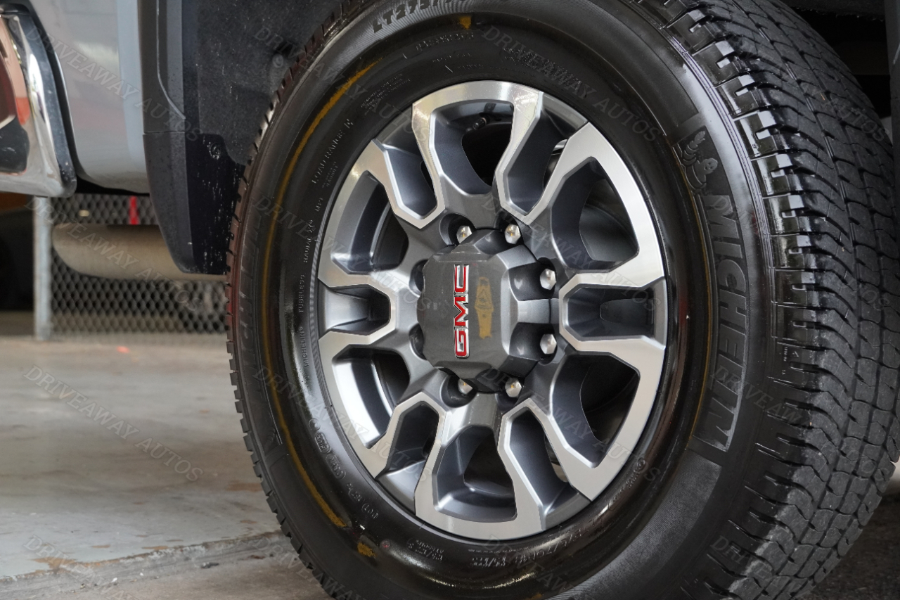 GMC Sierra 2500HD 4WD Crew Cab 159" SLT 2024 GMC Sierra 2500HD 4WD Crew Cab 159" SLT 2024
