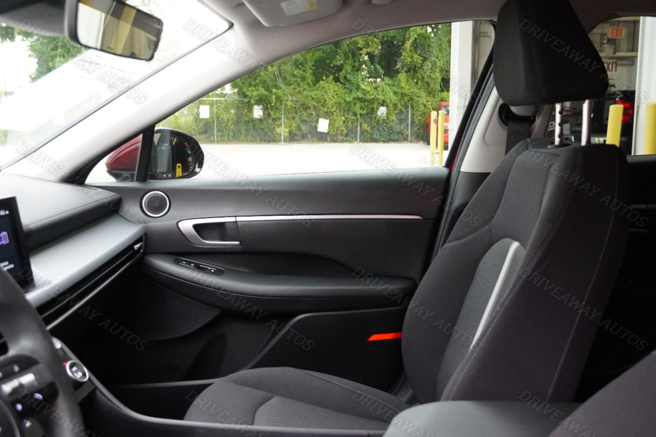 Hyundai Sonata SEL 2.5L FWD 2024 Hyundai Sonata SEL 2.5L FWD 2024