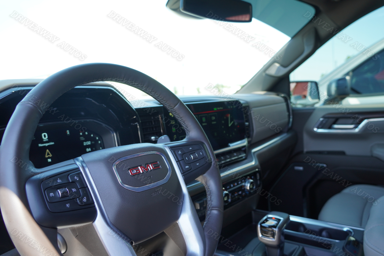 GMC Sierra 1500 4WD Crew Cab 147" SLT 2024 GMC Sierra 1500 4WD Crew Cab 147" SLT 2024