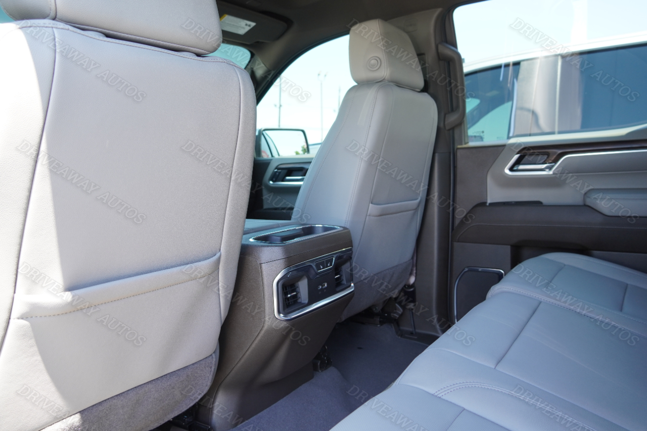 GMC Sierra 1500 4WD Crew Cab 147" SLT 2024 GMC Sierra 1500 4WD Crew Cab 147" SLT 2024