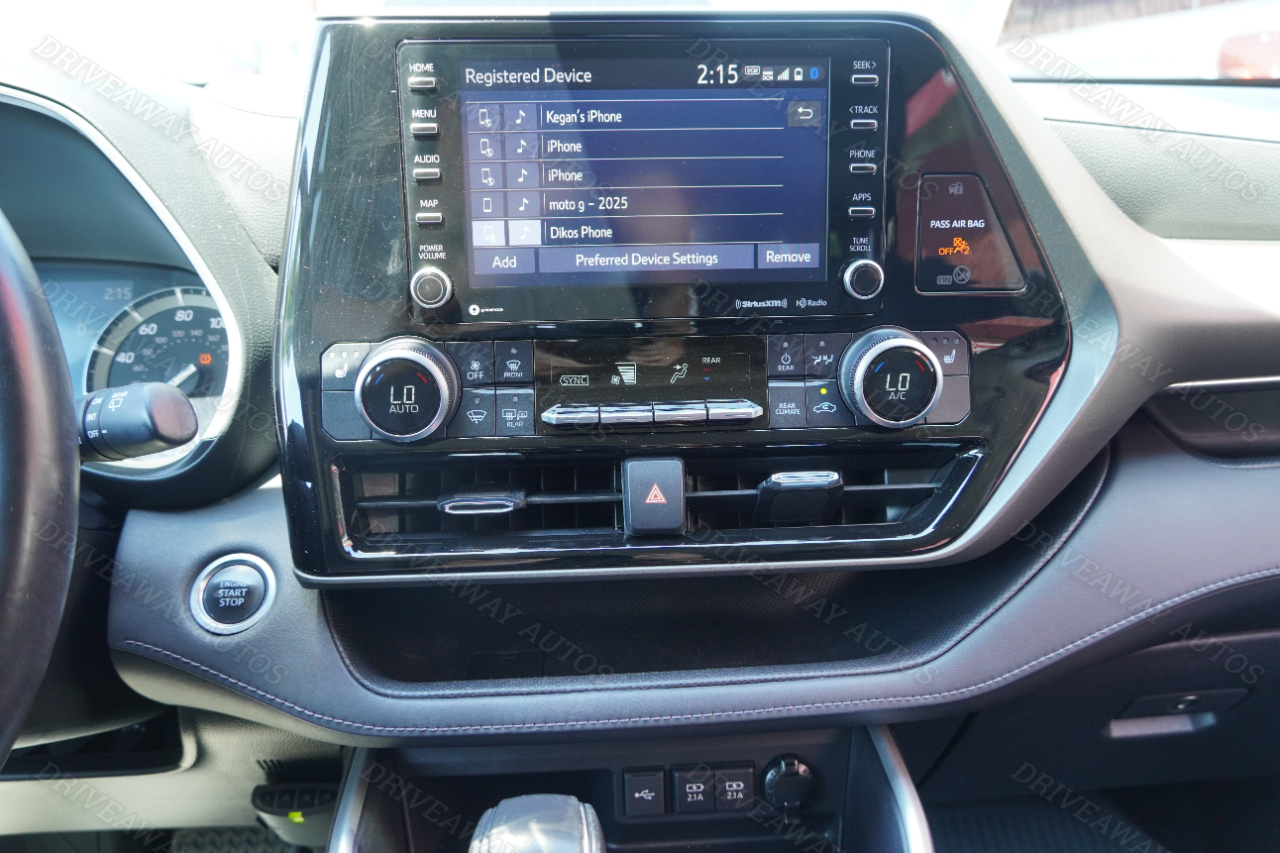 Toyota Highlander XLE AWD (Natl) 2021 Toyota Highlander XLE AWD (Natl) 2021