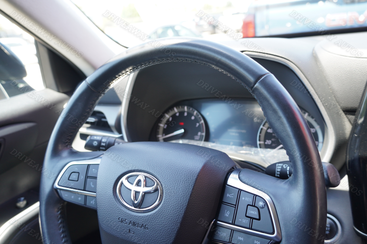 Toyota Highlander XLE AWD (Natl) 2021 Toyota Highlander XLE AWD (Natl) 2021