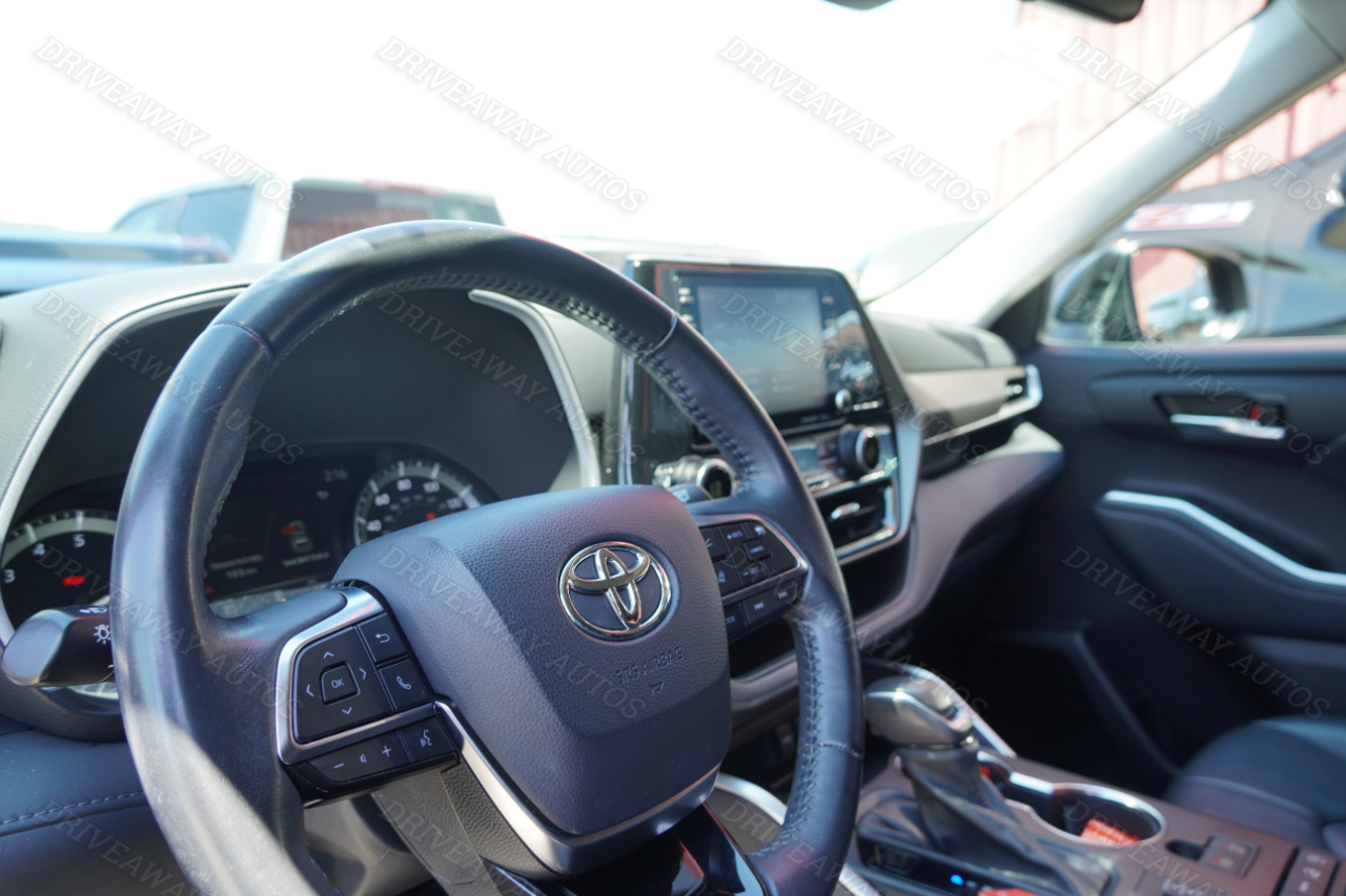 Toyota Highlander XLE AWD (Natl) 2021 Toyota Highlander XLE AWD (Natl) 2021