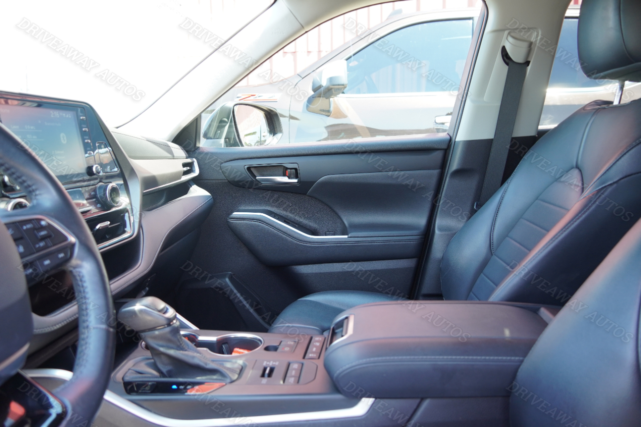 Toyota Highlander XLE AWD (Natl) 2021 Toyota Highlander XLE AWD (Natl) 2021