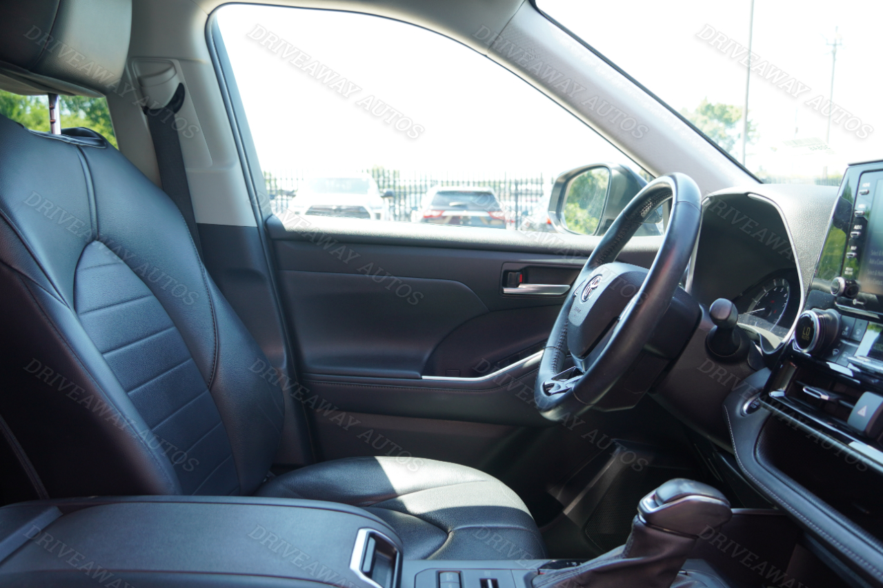 Toyota Highlander XLE AWD (Natl) 2021 Toyota Highlander XLE AWD (Natl) 2021