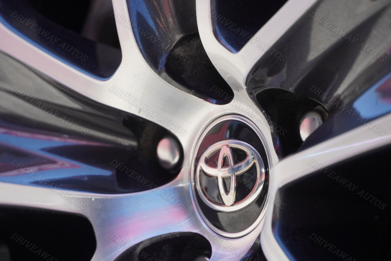 Toyota Highlander XLE AWD (Natl) 2021 Toyota Highlander XLE AWD (Natl) 2021