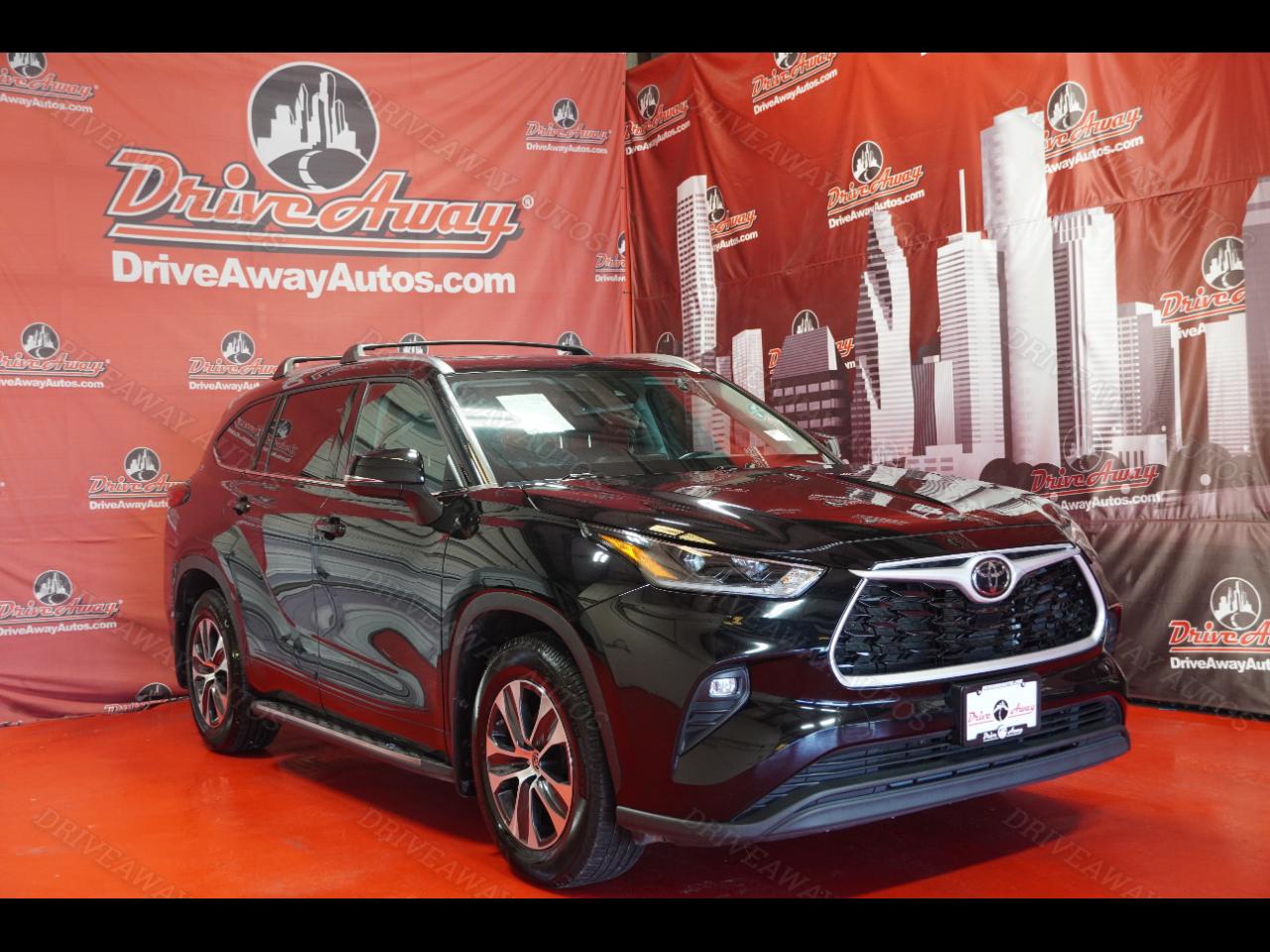 Toyota Highlander XLE AWD (Natl) 2021