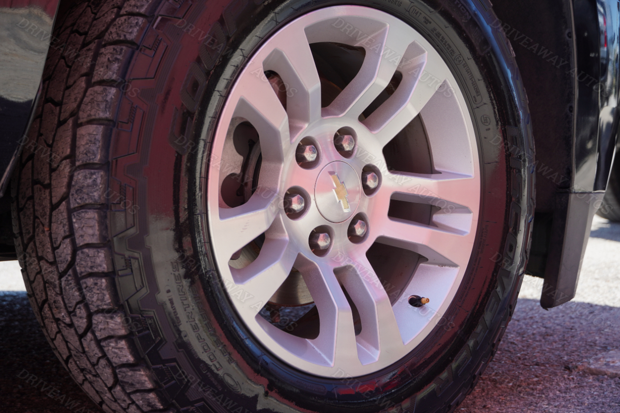 Chevrolet Tahoe 2WD 4dr LT 2019 Chevrolet Tahoe 2WD 4dr LT 2019