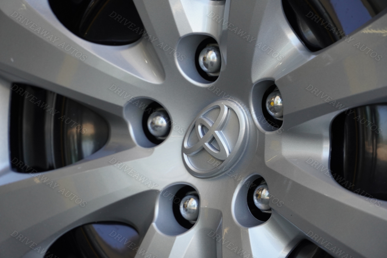 Toyota Corolla LE CVT (Natl) 2024 Toyota Corolla LE CVT (Natl) 2024