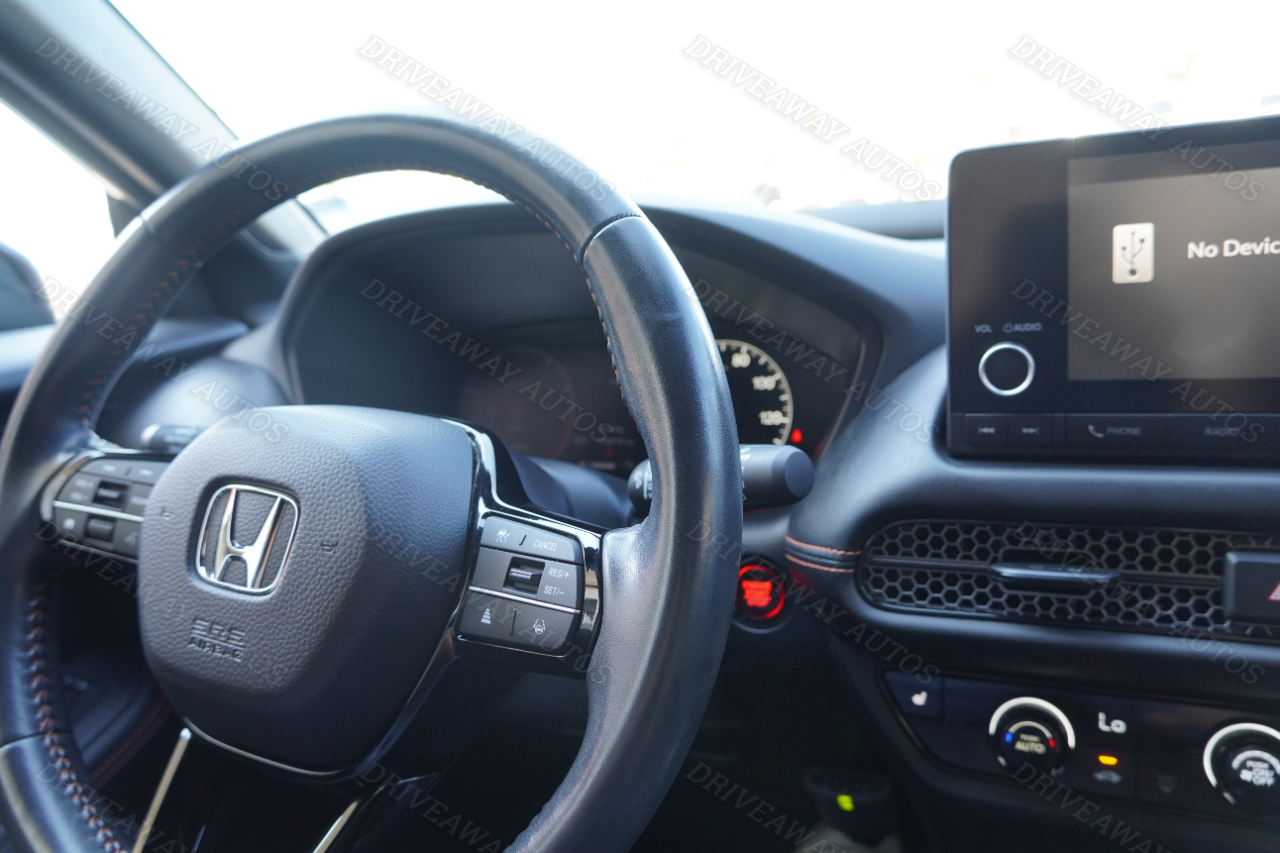 Honda HR-V Sport 2WD CVT 2023 Honda HR-V Sport 2WD CVT 2023