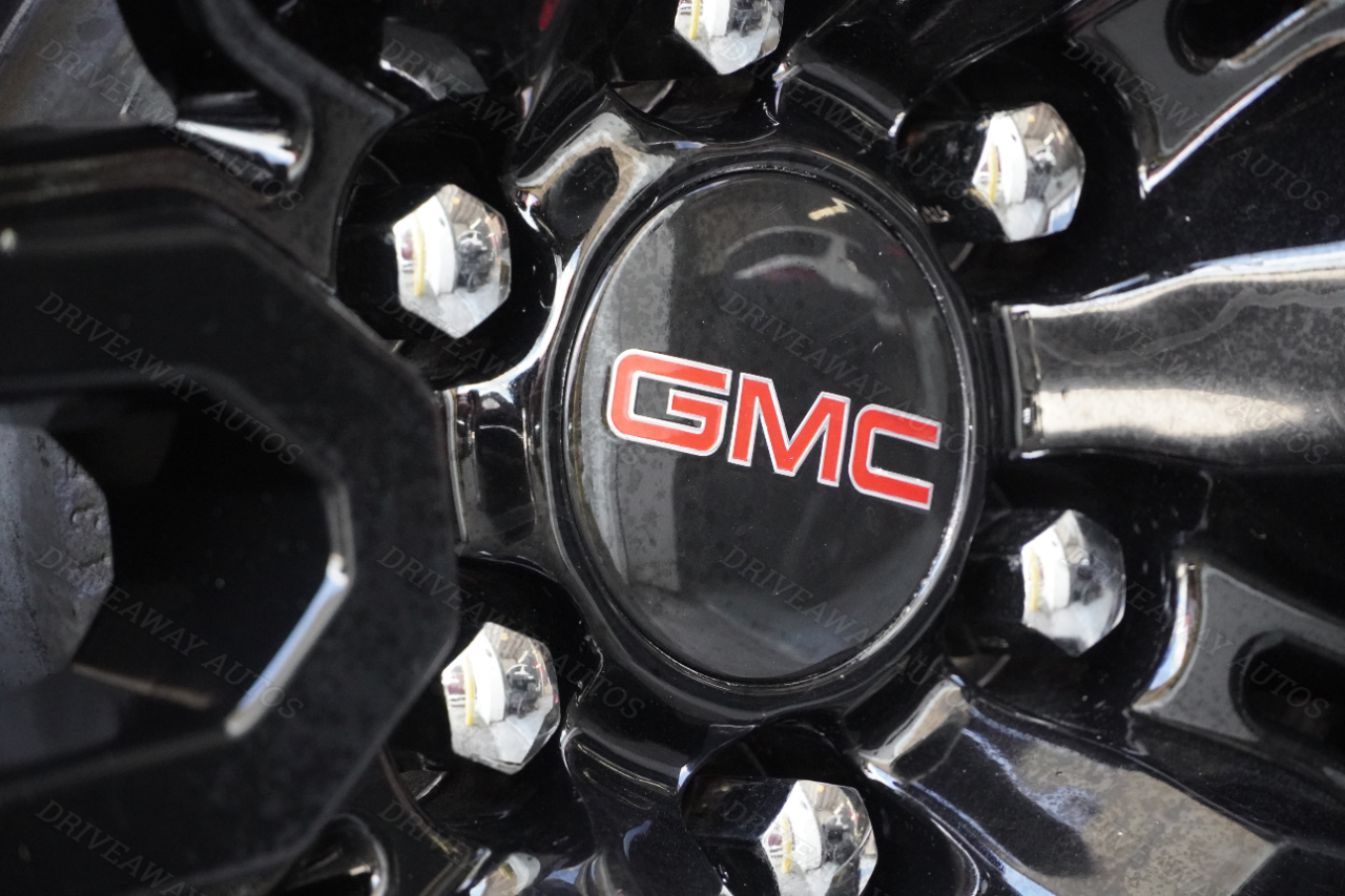GMC Sierra 1500 4WD Crew Cab 147" SLT 2019 GMC Sierra 1500 4WD Crew Cab 147" SLT 2019