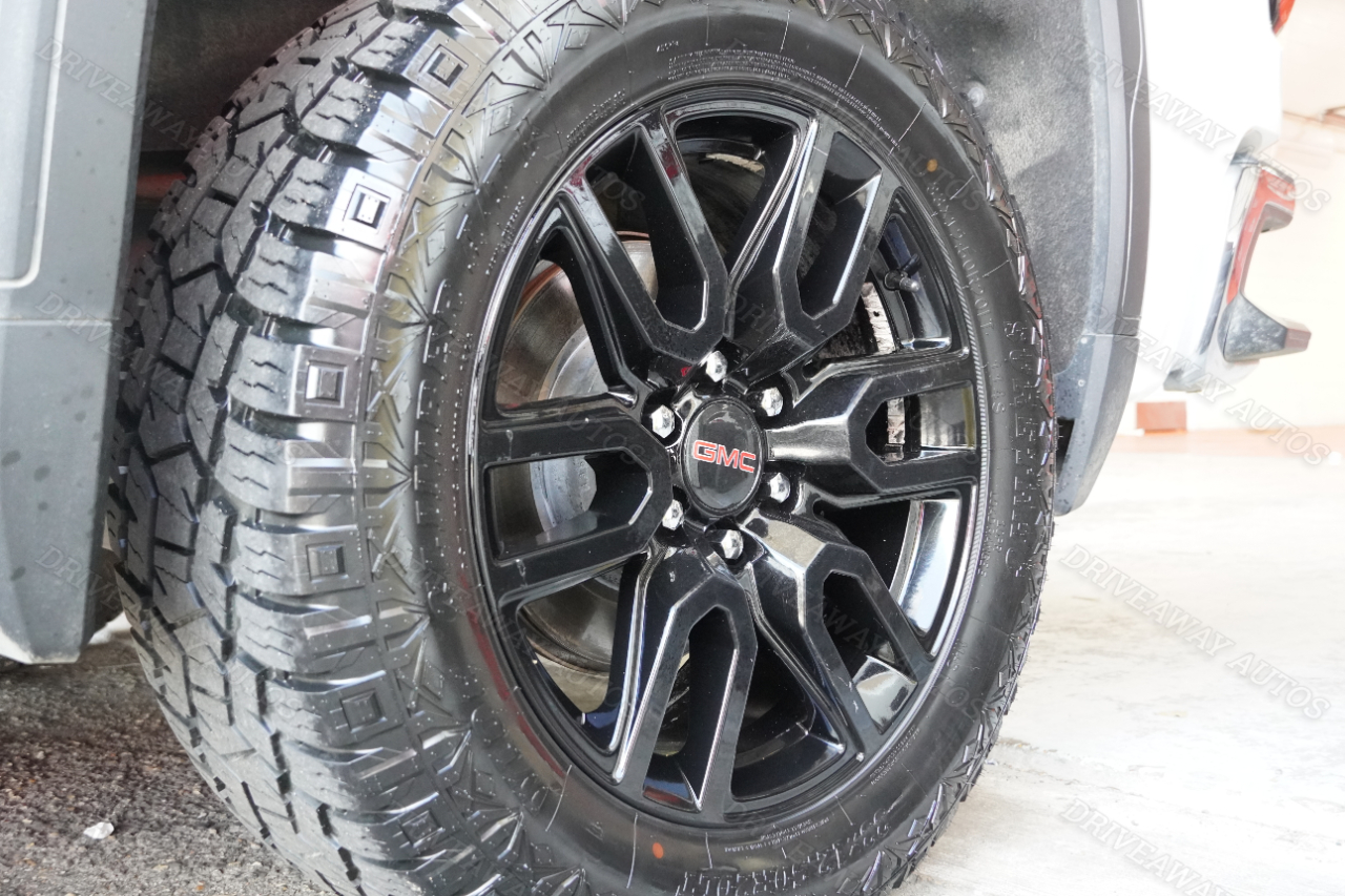 GMC Sierra 1500 4WD Crew Cab 147" SLT 2019 GMC Sierra 1500 4WD Crew Cab 147" SLT 2019