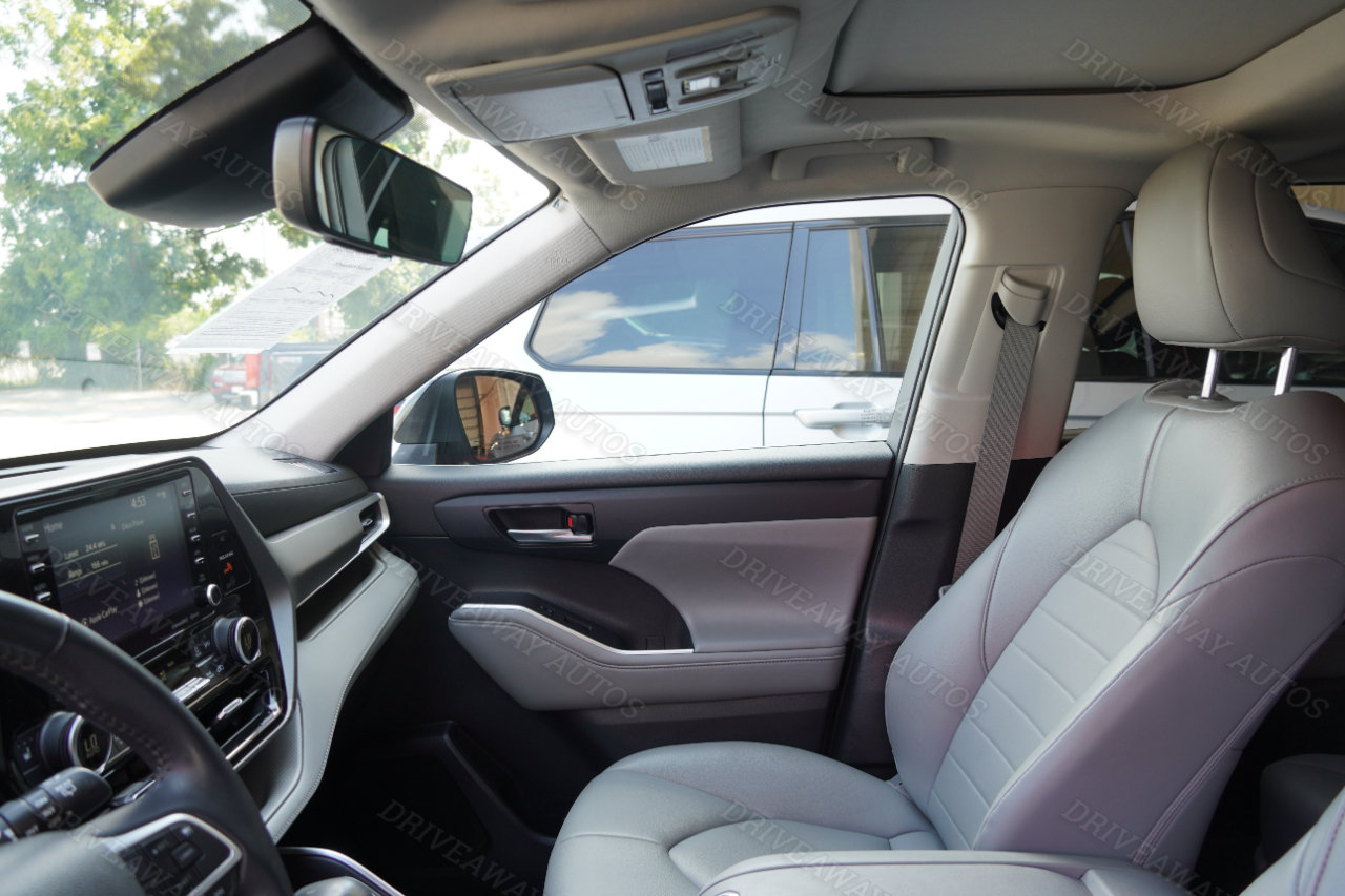 Toyota Highlander XLE FWD (Natl) 2022 Toyota Highlander XLE FWD (Natl) 2022