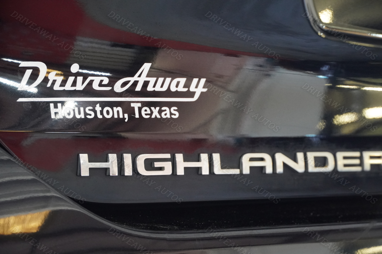 Toyota Highlander XLE FWD (Natl) 2022 Toyota Highlander XLE FWD (Natl) 2022