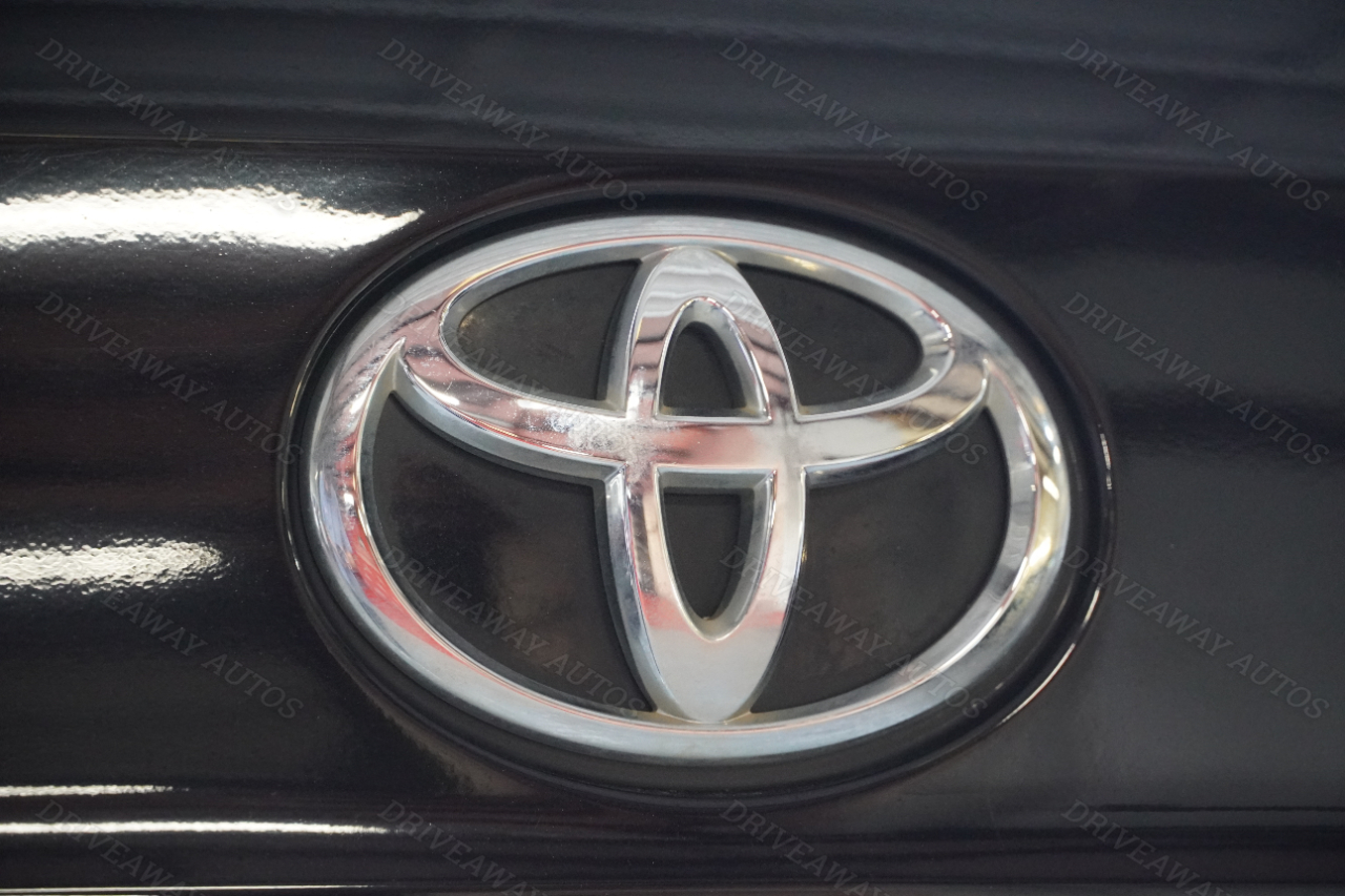 Toyota Highlander XLE FWD (Natl) 2022 Toyota Highlander XLE FWD (Natl) 2022