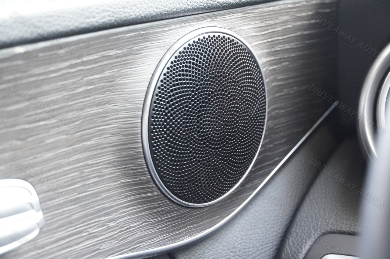 Mercedes-Benz C-Class C 300 Sedan 2020 Mercedes-Benz C-Class C 300 Sedan 2020