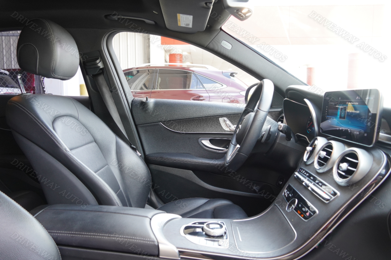 Mercedes-Benz C-Class C 300 Sedan 2020 Mercedes-Benz C-Class C 300 Sedan 2020