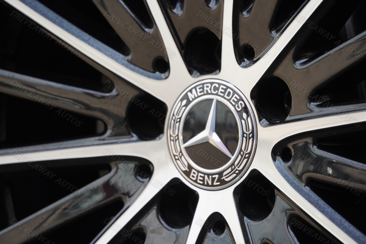 Mercedes-Benz C-Class C 300 Sedan 2020 Mercedes-Benz C-Class C 300 Sedan 2020