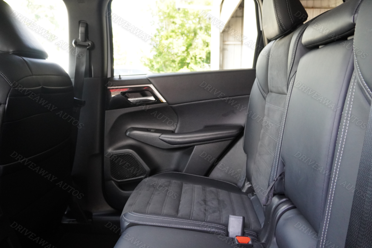 Mitsubishi Outlander SE FWD 2024 Mitsubishi Outlander SE FWD 2024