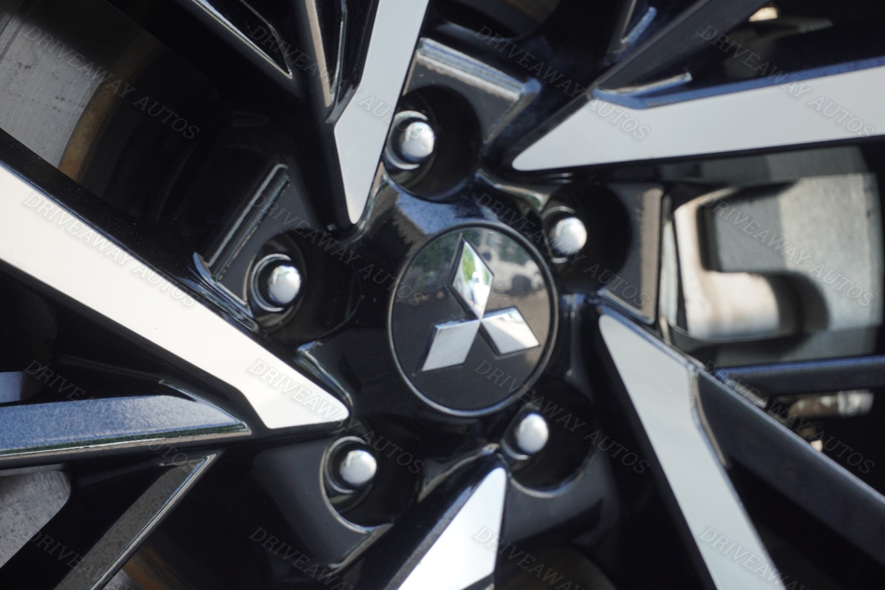 Mitsubishi Outlander SE FWD 2024 Mitsubishi Outlander SE FWD 2024