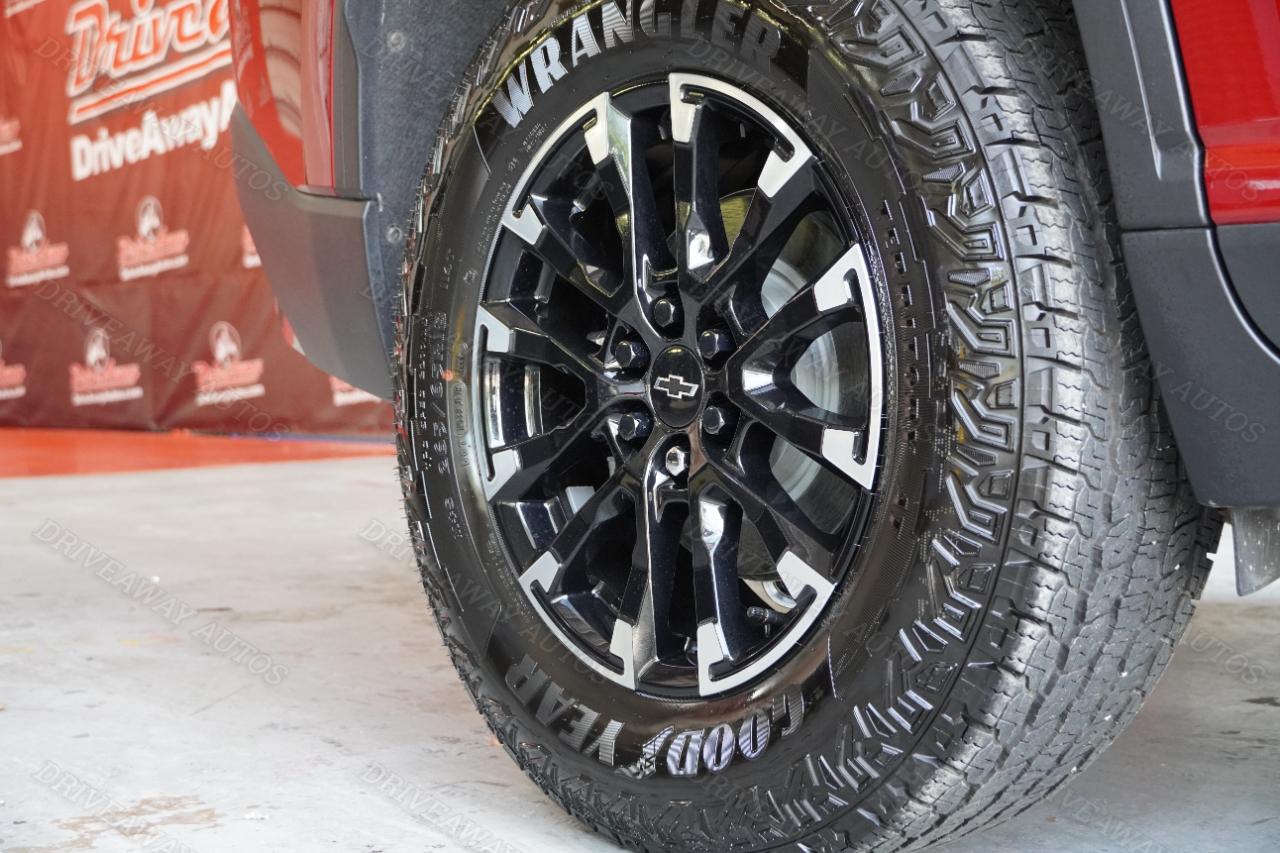 Chevrolet Traverse AWD 4dr Z71 2025 Chevrolet Traverse AWD 4dr Z71 2025