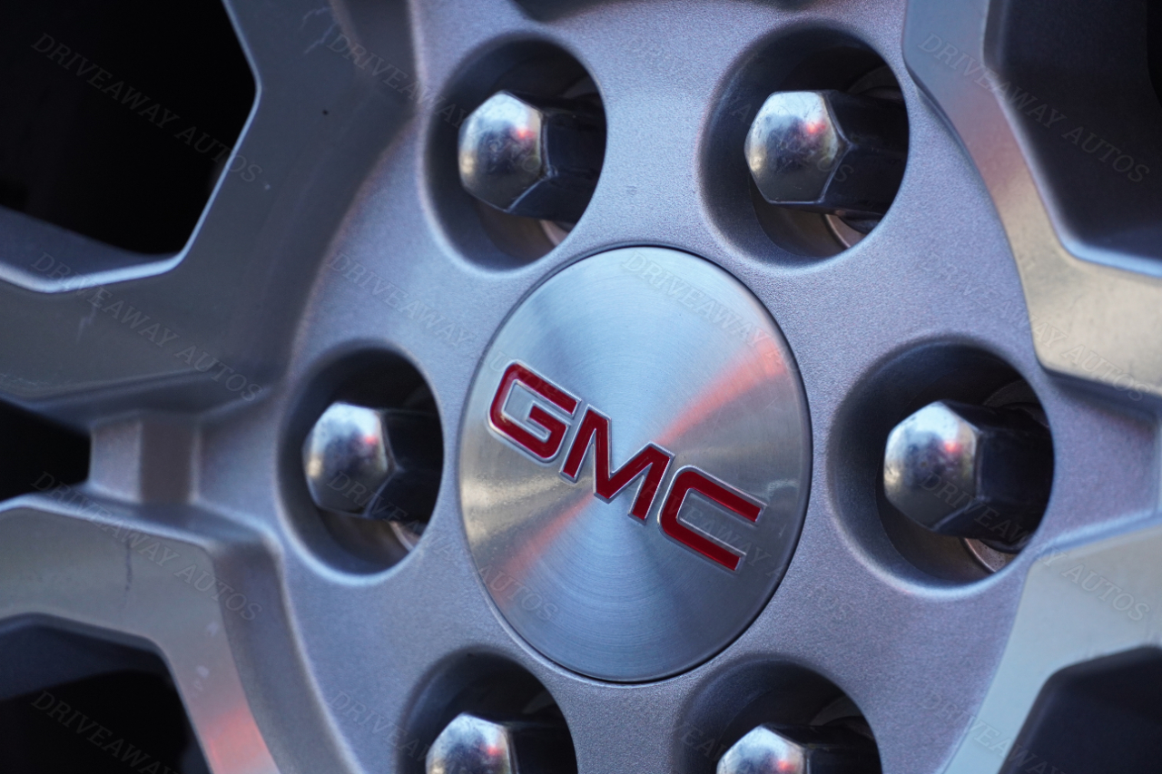 GMC Yukon 2WD 4dr SLE 2019 GMC Yukon 2WD 4dr SLE 2019