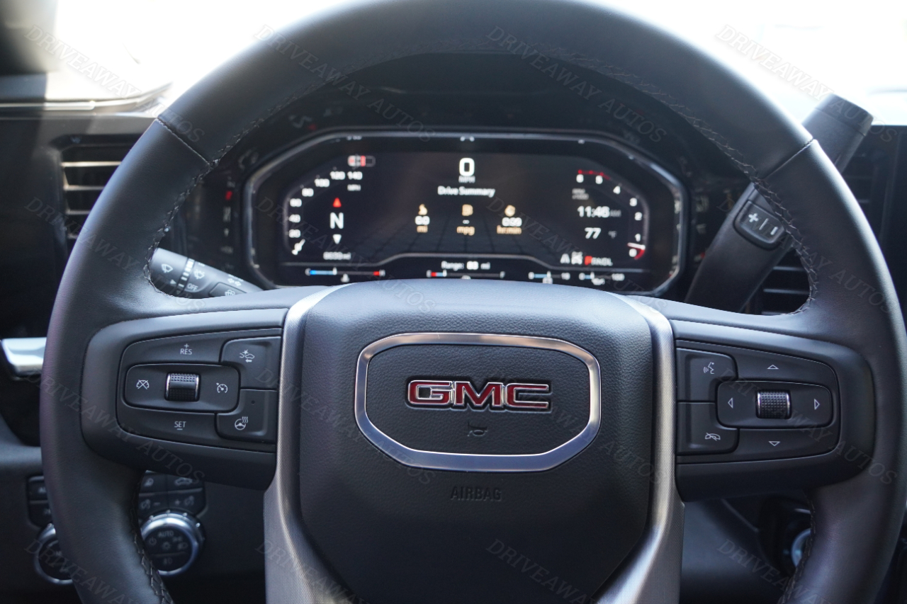 GMC Sierra 2500HD 4WD Crew Cab 159" SLT 2025 GMC Sierra 2500HD 4WD Crew Cab 159" SLT 2025