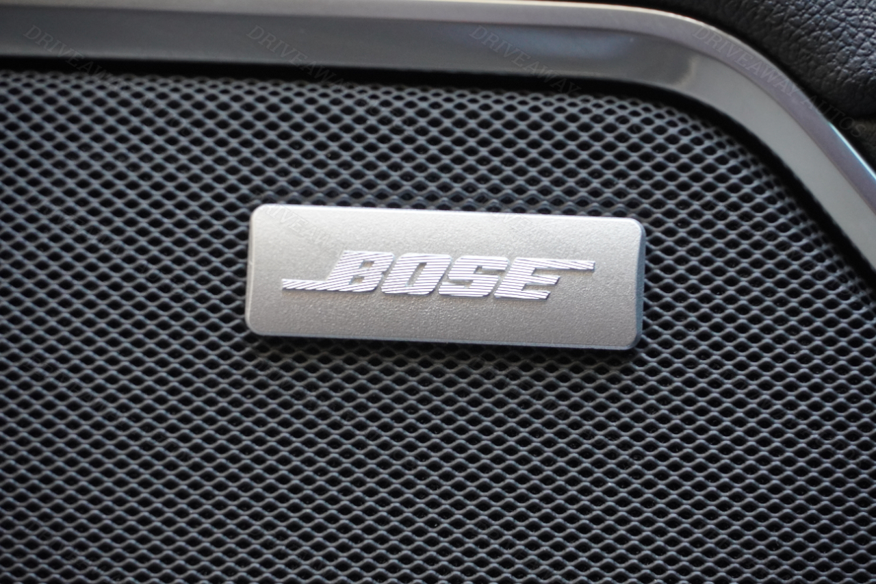 GMC Sierra 2500HD 4WD Crew Cab 159" SLT 2025 GMC Sierra 2500HD 4WD Crew Cab 159" SLT 2025