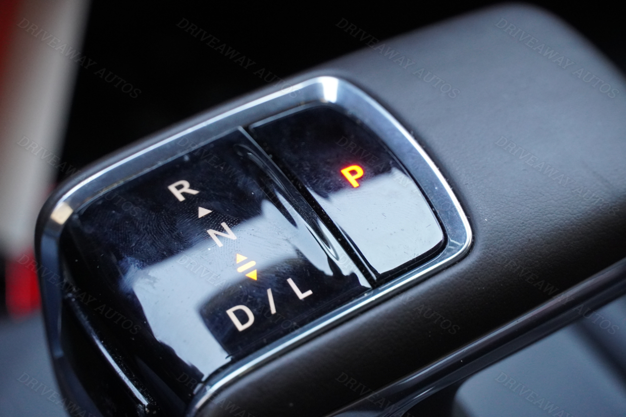 GMC Sierra 1500 4WD Crew Cab 147" Denali 2024 GMC Sierra 1500 4WD Crew Cab 147" Denali 2024