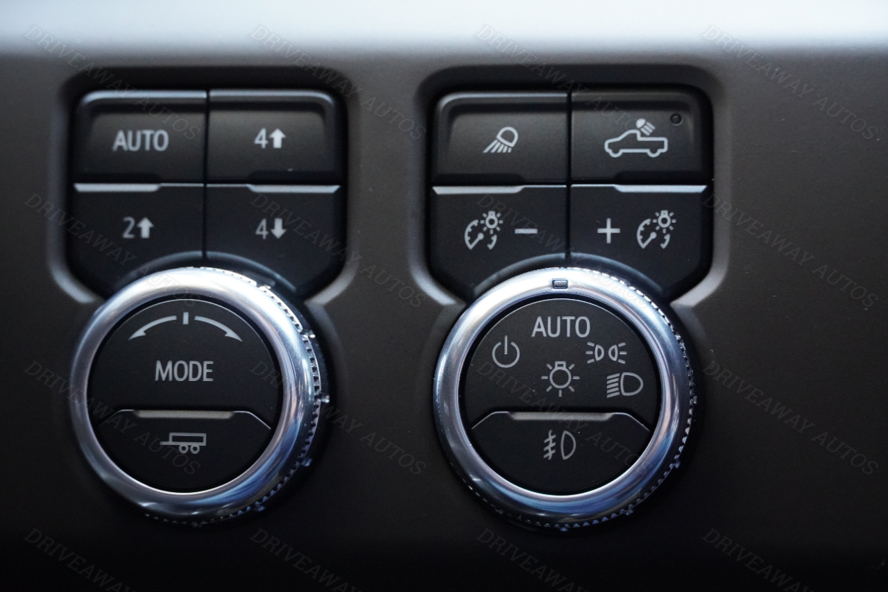 GMC Sierra 1500 4WD Crew Cab 147" Denali 2024 GMC Sierra 1500 4WD Crew Cab 147" Denali 2024