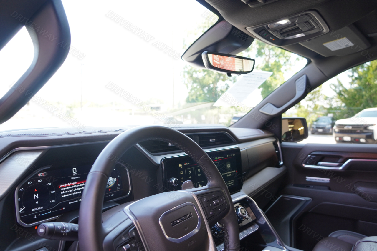 GMC Sierra 1500 4WD Crew Cab 147" Denali 2024 GMC Sierra 1500 4WD Crew Cab 147" Denali 2024