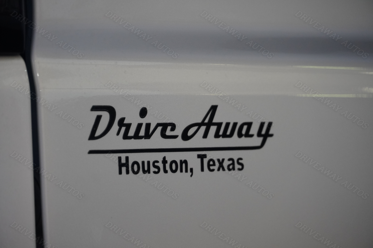 GMC Sierra 1500 4WD Crew Cab 147" Denali 2024 GMC Sierra 1500 4WD Crew Cab 147" Denali 2024