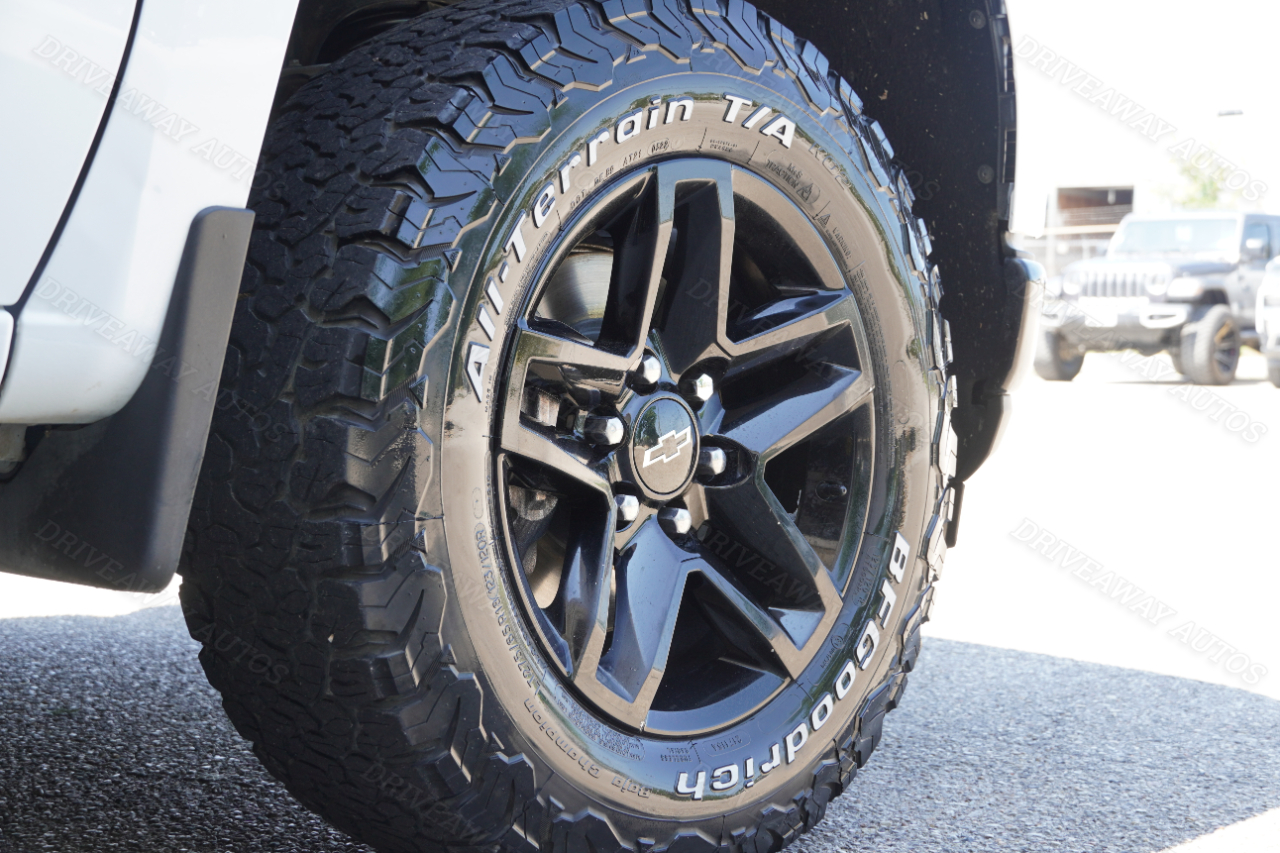 Chevrolet Silverado 1500 4WD Crew Cab 147" LT Trail Boss 2021 Chevrolet Silverado 1500 4WD Crew Cab 147" LT Trail Boss 2021